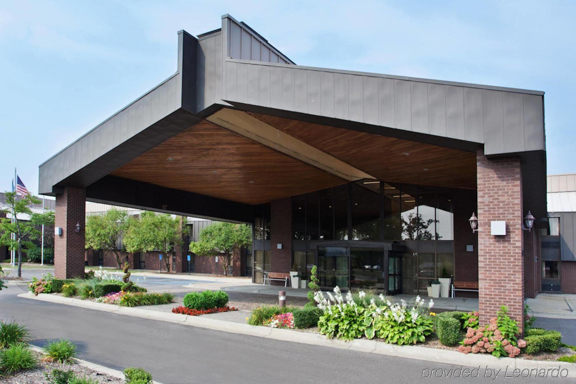 Holiday Inn Express Detroit-Warren/General Motors Technology Center By Ihg Exteriör bild